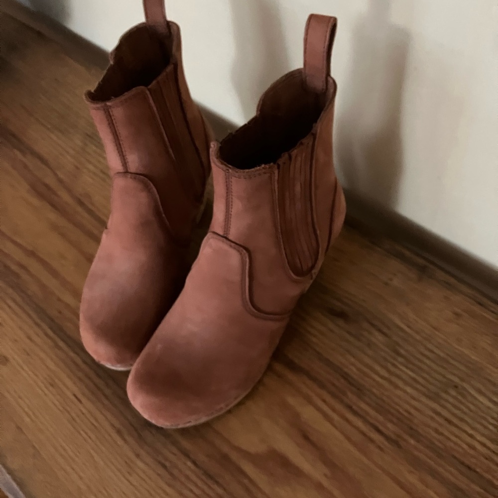Swedish hasbeen ankle boots
